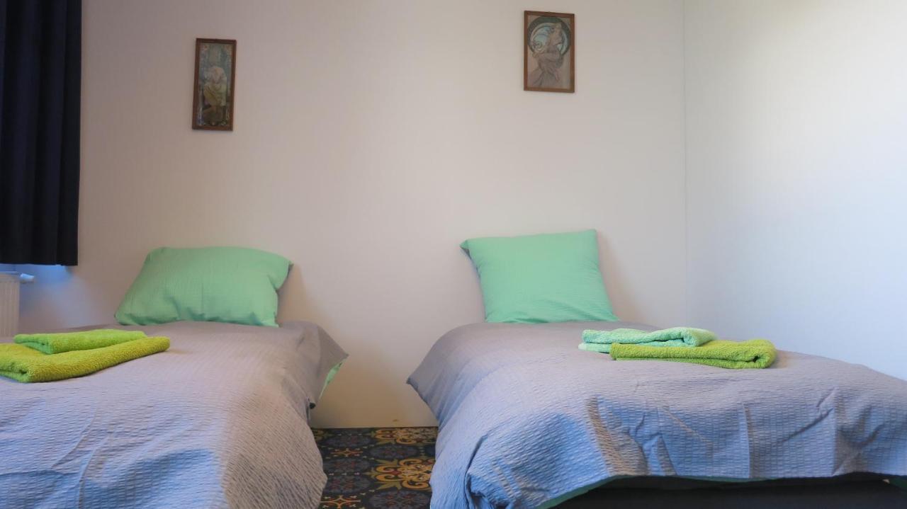Ferienwohnung Stacja Rembertów Warschau Exterior foto